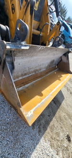 Bull 4SX Экскаватор-погрузчик 4SX-PLUS (Дизельный, 4,6 л, 116 л.с., АТ)