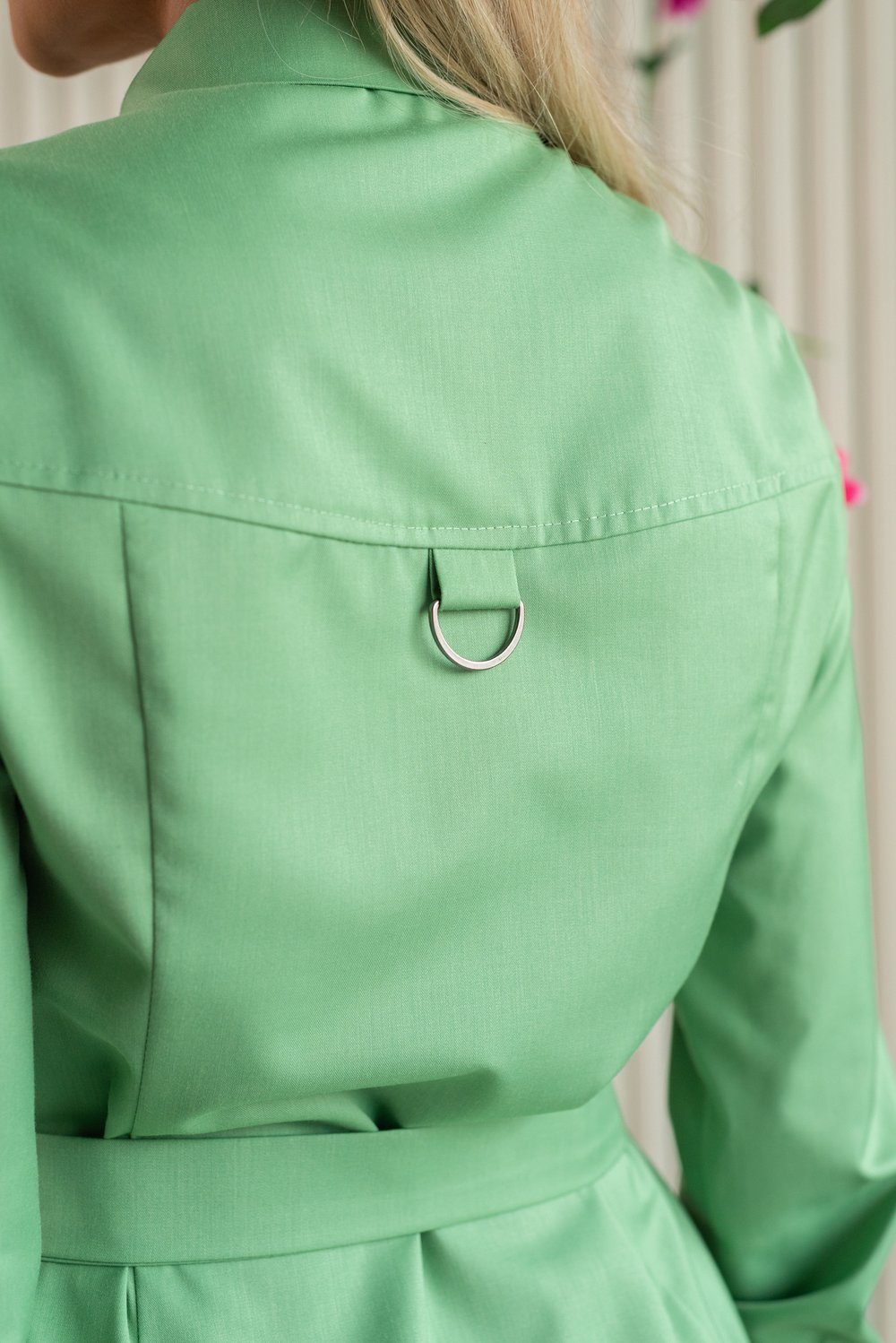 Платье-рубашка с разрезами из легкой костюмной вискозы