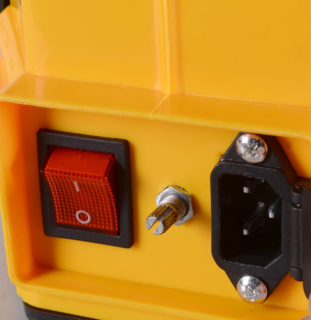 Опрыскиватель аккумуляторный Huter SP-10Li