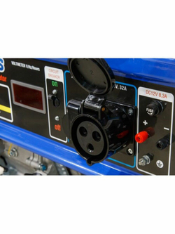 Бензиновый генератор ECO "PE-7001RS", 5,5кВт, 1 розетка 12В, 2 розетки 220 В