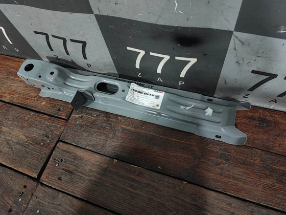 Кронштейн радиатора левый Chery Tiggo 4 / 7 / 8 Pro Б/У Оригинал T155300610DY