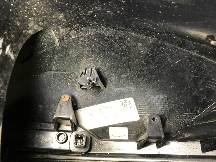 Крышка зеркала правая Porsche Cayenne 3 (17-нв)