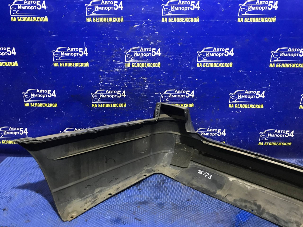 Бампер задний NISSAN STAGEA 1998-2001