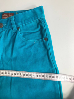 Джинсы Marlboro красивого оттенка, маркировка 23/26, визуально на 38/40 размер