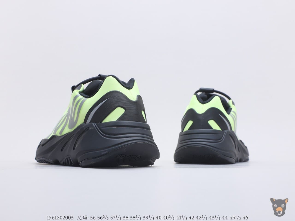 Кроссовки Yeezy Boost 700 MNVN "Phosphor"