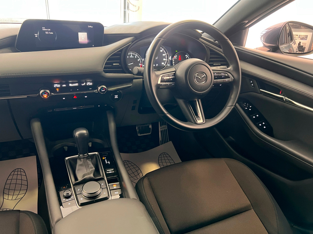 Mazda Mazda3, 2020 год