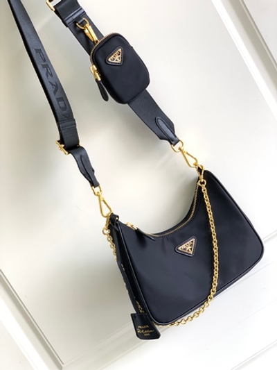 Prada Re-Edition 2005 Nylon Bag