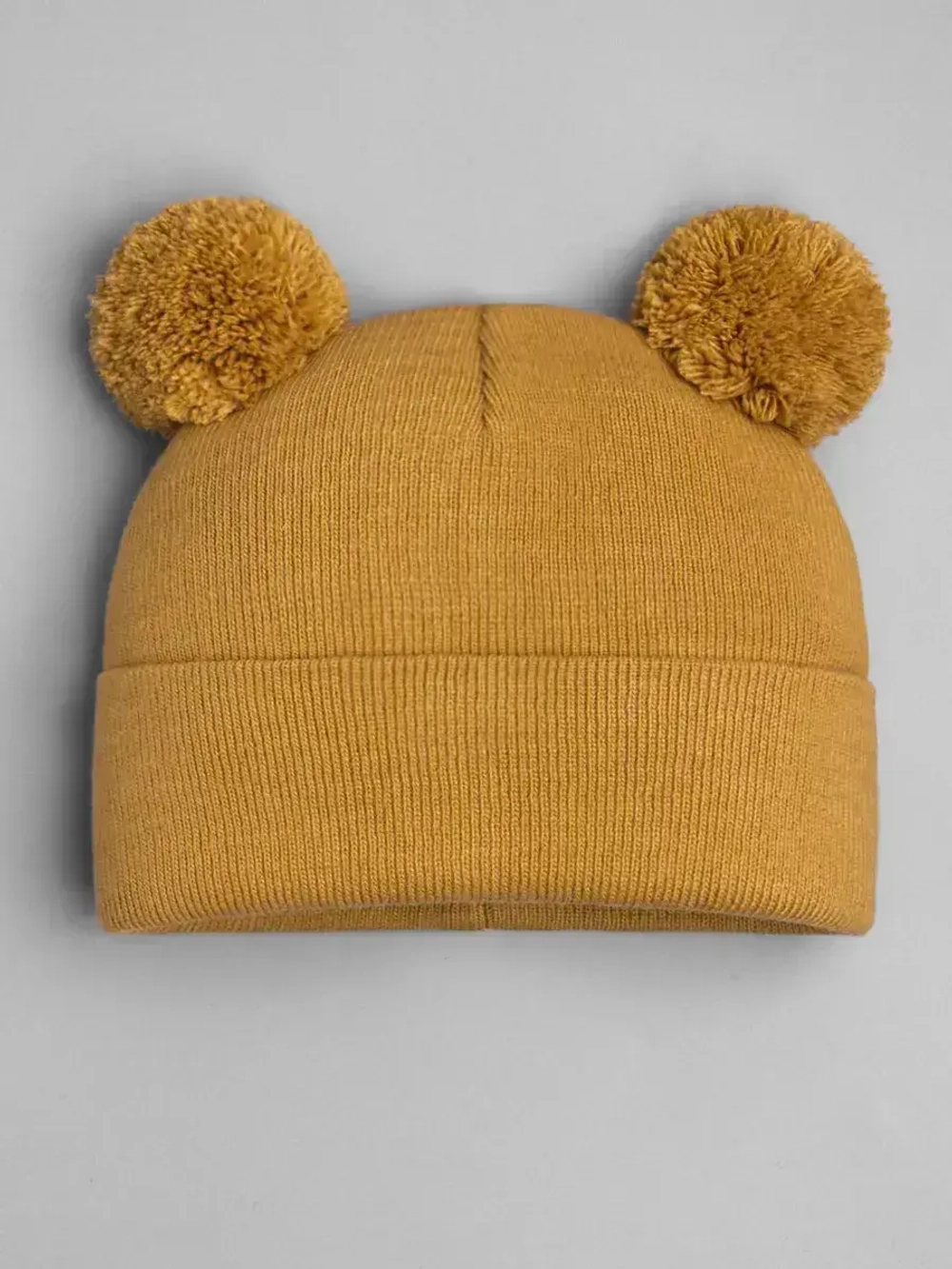 Шапка детская осенняя с помпонами
