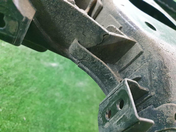 Телевизор Hyundai Staria (2021-н.в.)