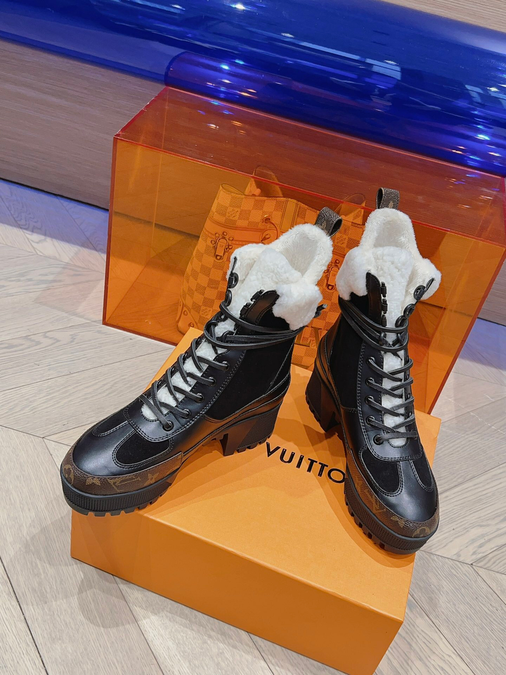 Louis Vuitton Laureate Desert Boot