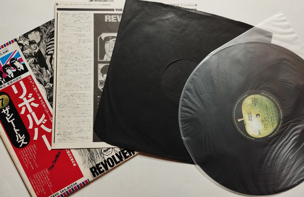 Винтажная виниловая пластинка LP The Beatles Revolver (Japan 1976) (Obi)