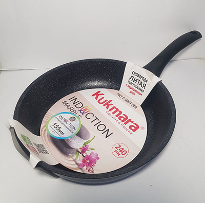 Сковорода Kukmara 240мм с ручкой АП (темный мрамор)
