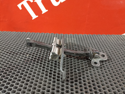 Ограничитель двери