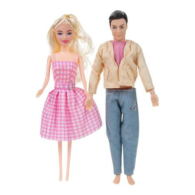 Кукла тип Модель с мужем, коробка 8015A