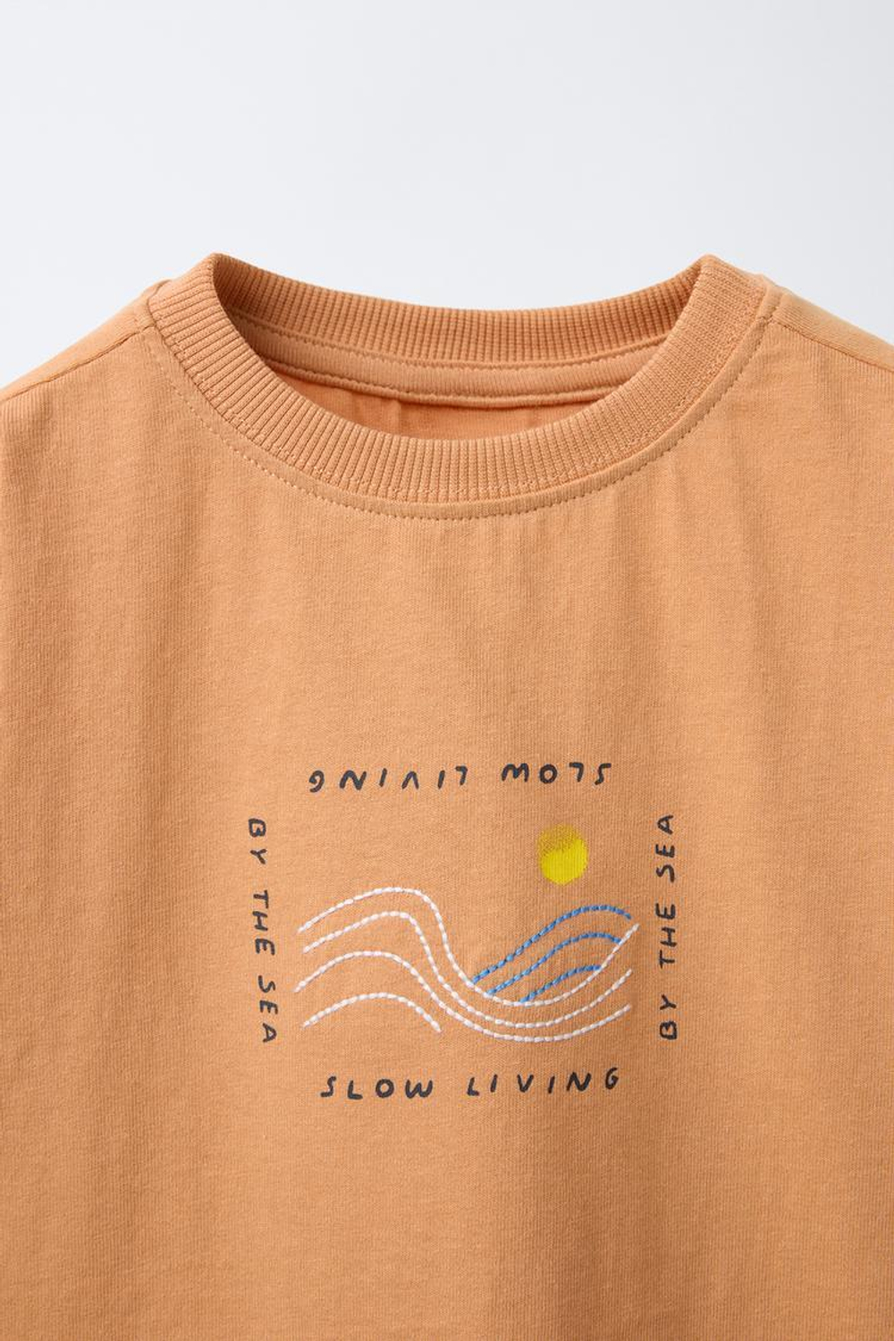 ZARA ФУТБОЛКА С ВЫШИВКОЙ, ОРАНЖЕВЫЙ