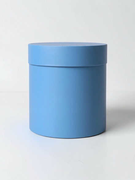 Плотная шляпная коробка с крышкой без лент. Цвет; Голубой.