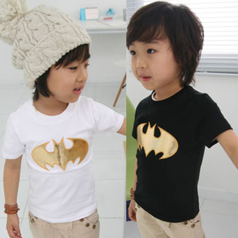 Футболка однотонная с принтом эмблемы "Batman"