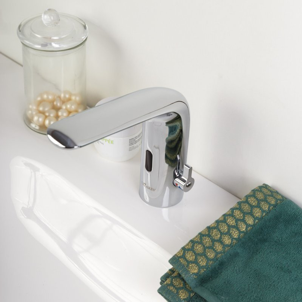 СМЕСИТЕЛЬ СЕНСОРНЫЙ ДЛЯ РАКОВИНЫ LGM-1205