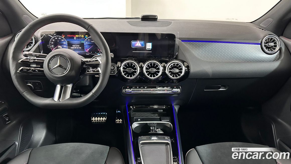Mercedes-Benz GLA-Class H247 GLA250 4MATIC (02.2024)