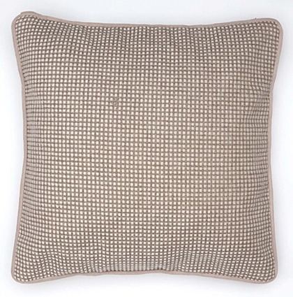 nan CUBEПодушка декоративная 45х45 бежевая клетка Textil Roig 45x45