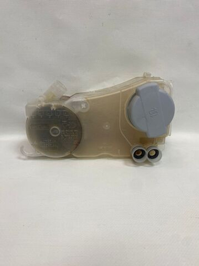 20.1 Бачок для соли посудомоечных машин Eleсtrolux 1174849008 б/у