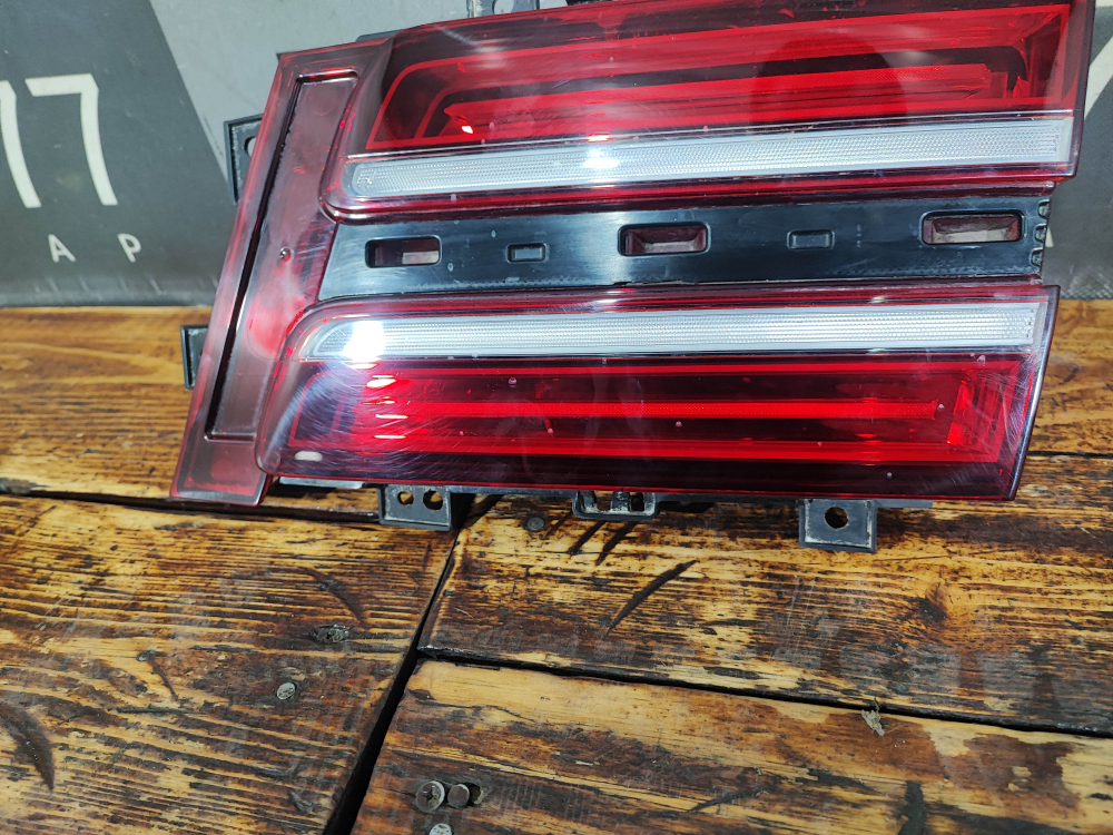 Фонарь задний левый Genesis GV80 20-нв Б/У Оригинал 92404T6000