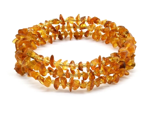 Браслет из янтаря на пружинке 3 витка крошка цв.светло-коньячный, 17см