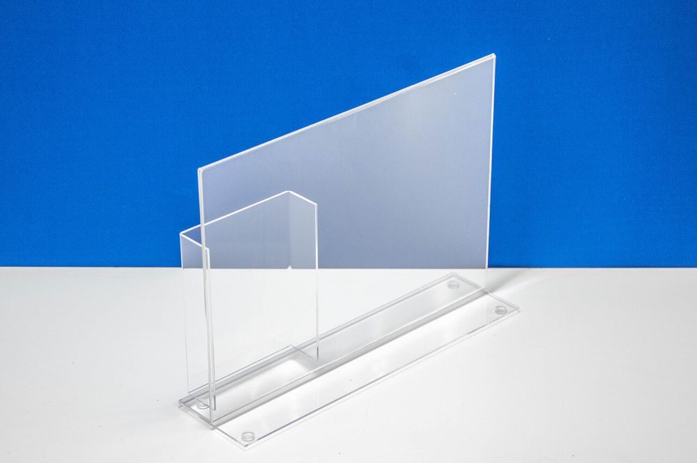 Менюхолдер, тейбл тент А4 гор с карманом для буклетов