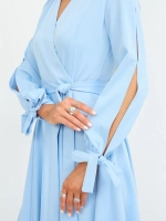 Платье с пышной юбкой