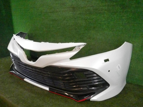 Бампер передний Toyota Camry 8 XV70 (2017-2021)