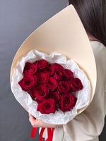 15 красных роз 50 см