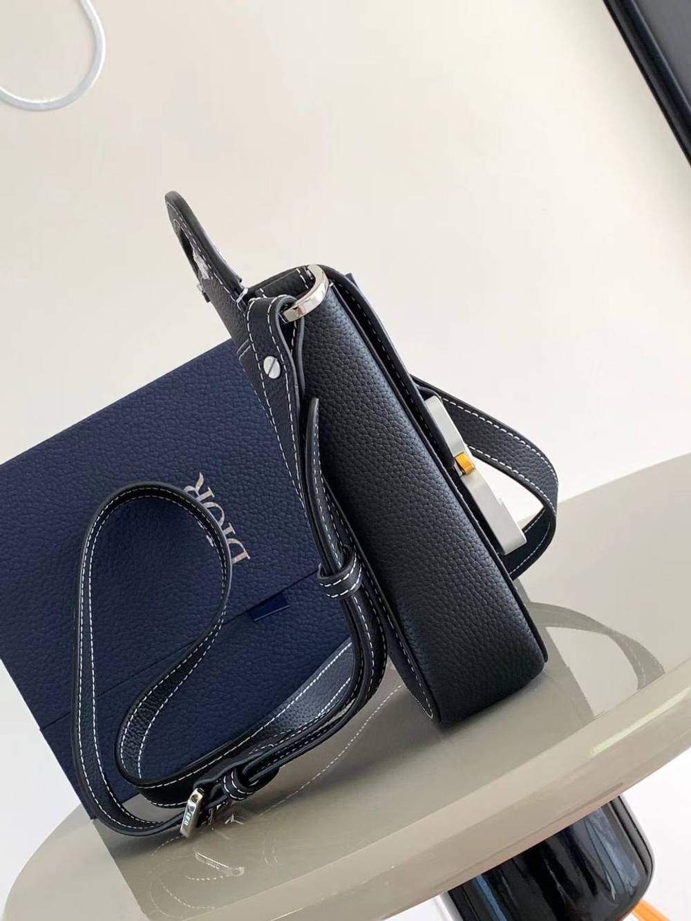 Сумка-мессенджер Dior