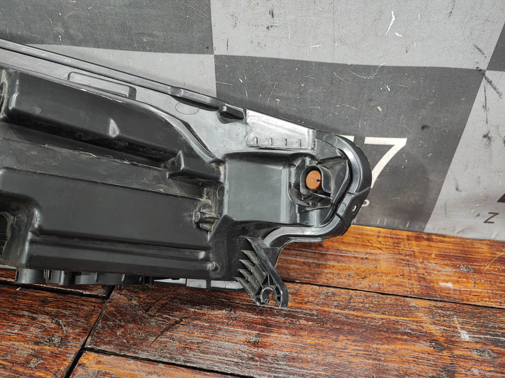 Фара левая LED Chery Tiggo 8 18-нв Б/У Оригинал 605000016AB