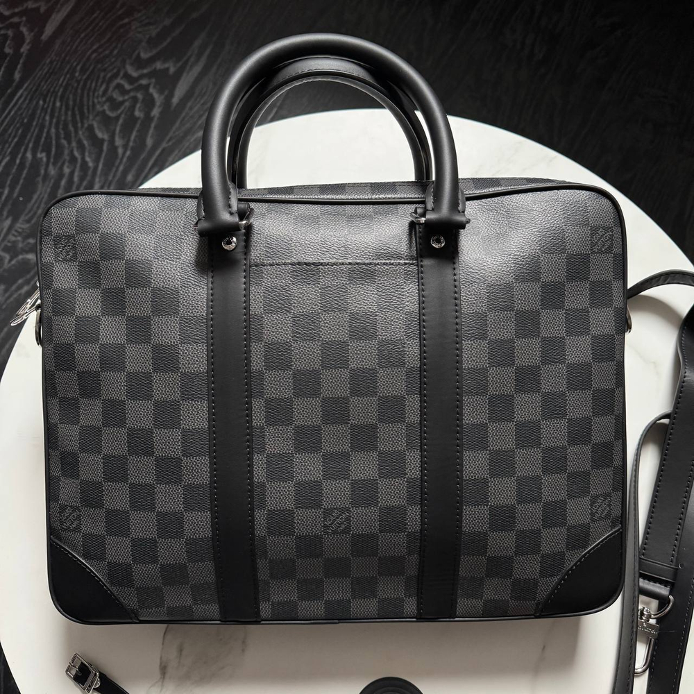 Портфель Louis Vuitton