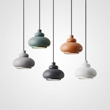 Подвесной светильник в современном стиле TOSS