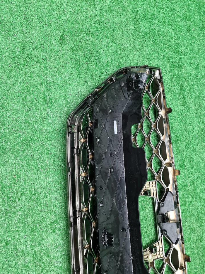 Решетка радиатора Genesis G70 (2017-2021)