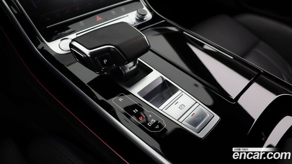 Audi A8 (D5) 55 TFSI Quattro LWB (05.2020)