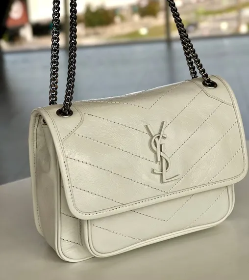 Сумка на плечо Saint Laurent Niki белый