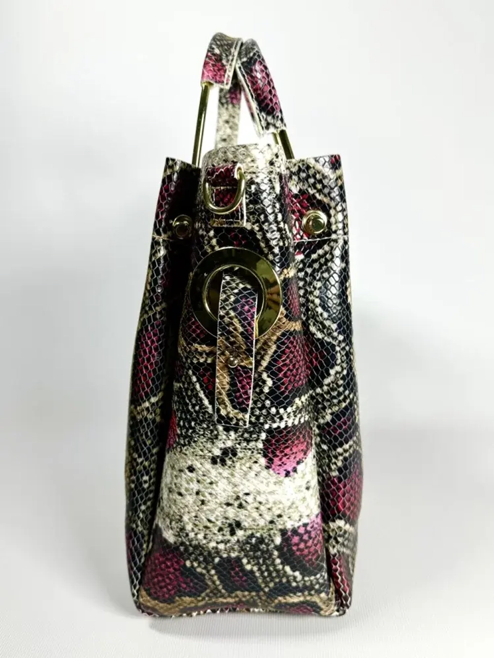 Женская розово-коричневая сумка из натуральной кожи с тиснением питон