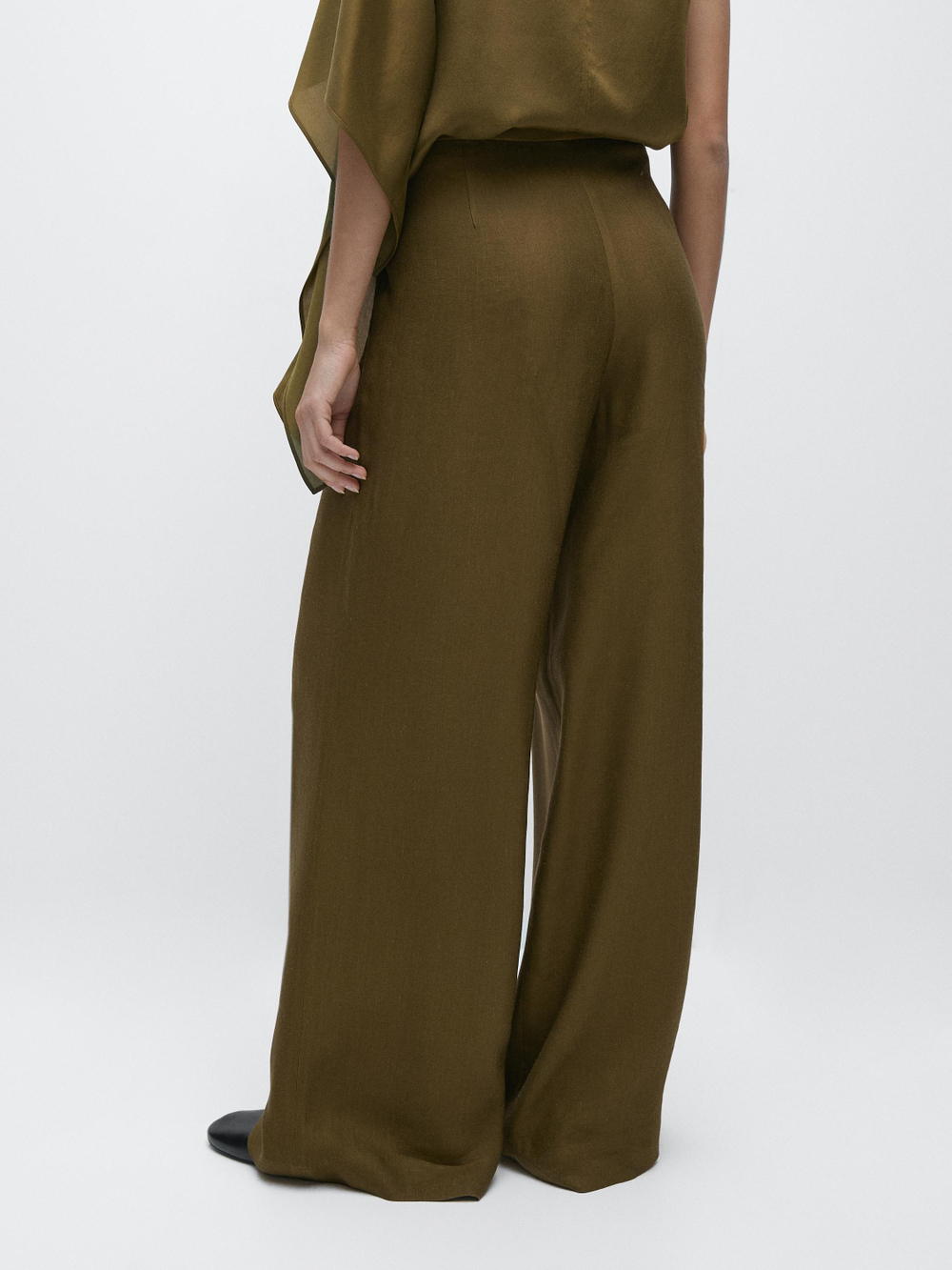 Massimo Dutti Свободные брюки из смесовой льняной ткани, зеленый