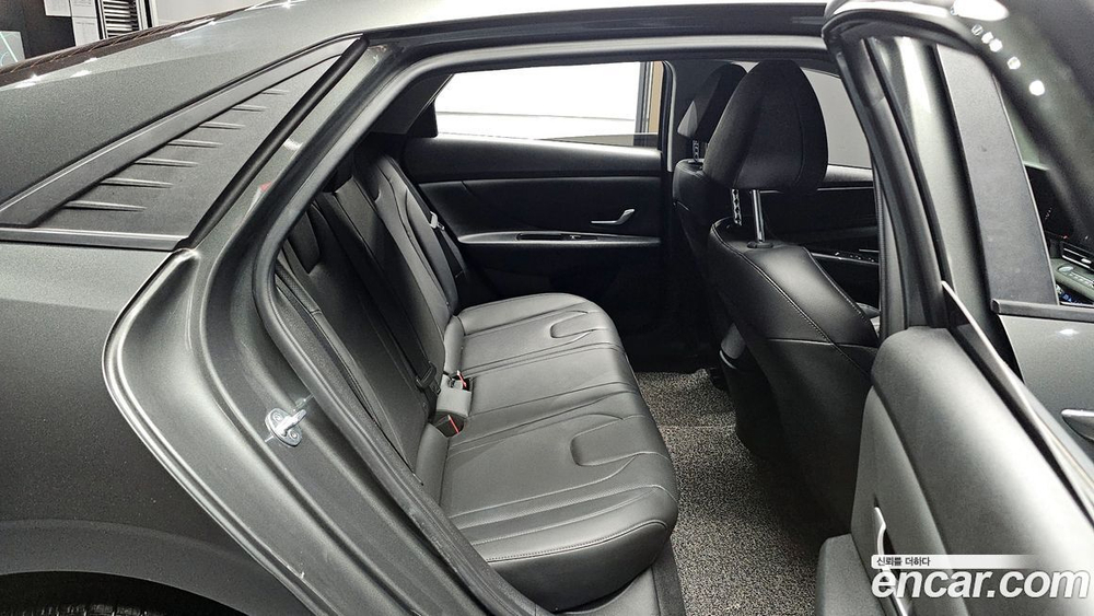 Hyundai Avante (CN7) 1.6 (12.2020)
