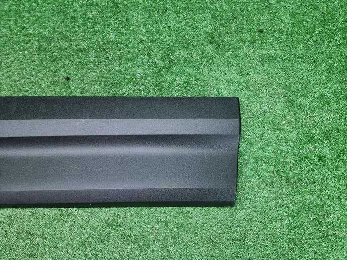 Накладка двери задняя правая Volvo XC40 (2017-н.в)