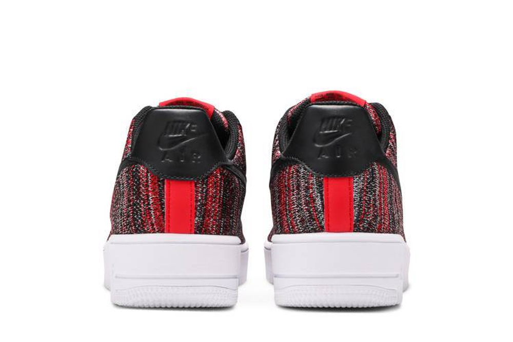 Кроссовки Nike Air Force 1 Low Flyknit 2.0