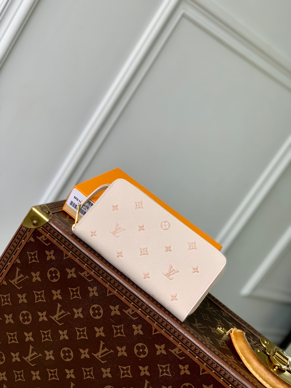 Louis Vuitton Zippy Wallet