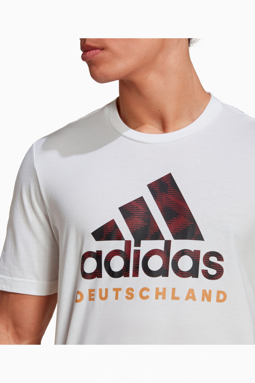 Футболка adidas Germany 2022 DNA Graphic