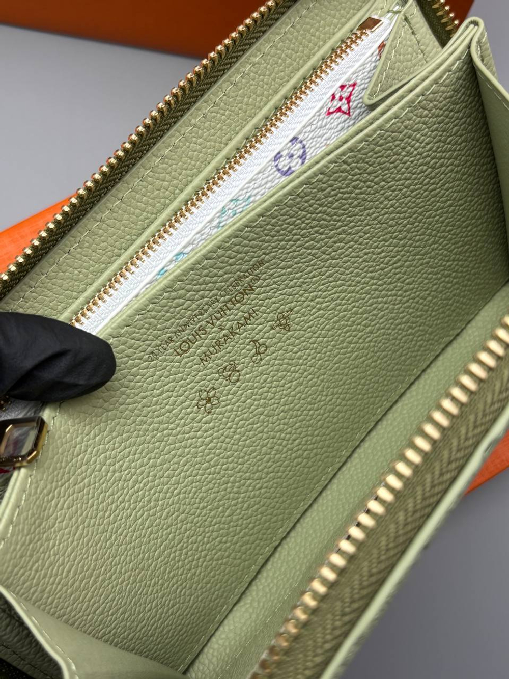 Кошелек Louis Vuitton