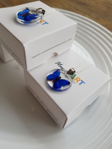 Boyunbağı \ Ожерелье \ Necklace Kəpənək