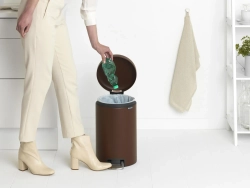 Brabantia NewIcon Контейнер для мусора 5л для миндаля