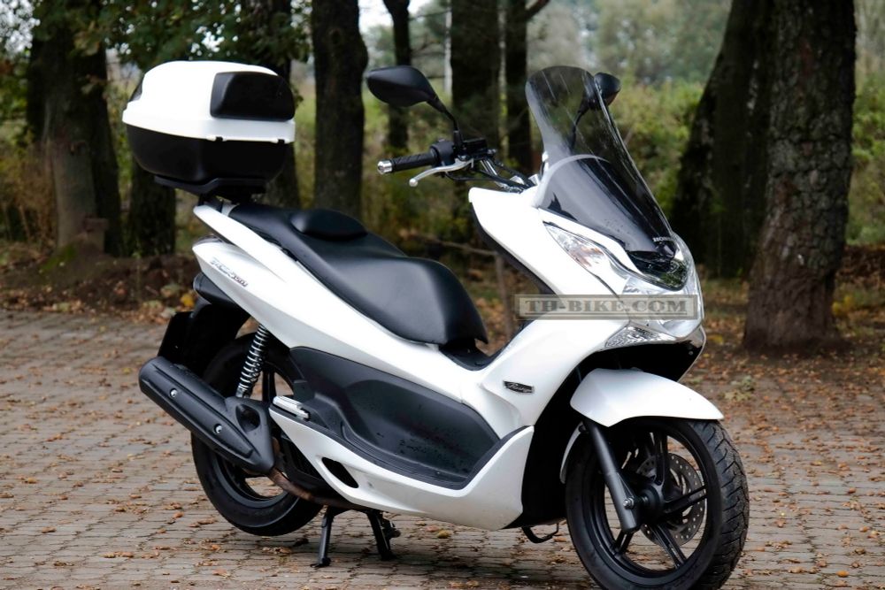 Windscreen WING for Honda PCX 2010-2015 55CM (22")size. Any color. Aftermarket. Made in Thailand