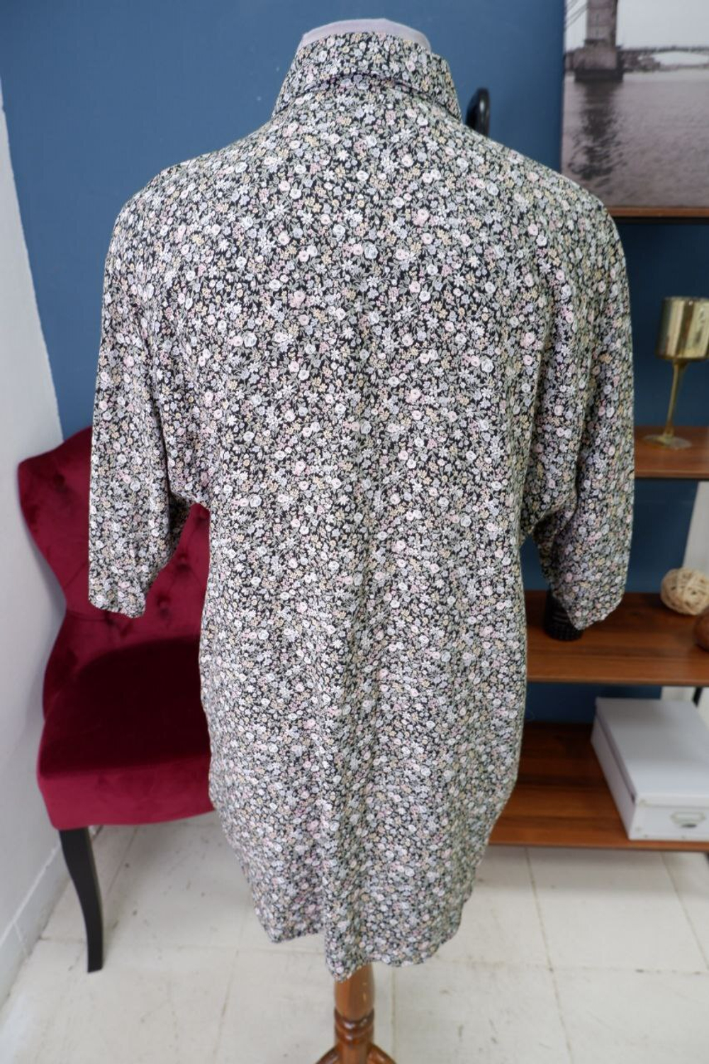 Блузка с цветами 54 размер